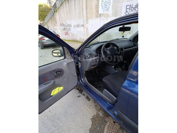 Sahibinden Renault Clio 1.4 RNA 2001 Model