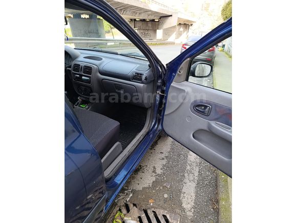 Sahibinden Renault Clio 1.4 RNA 2001 Model