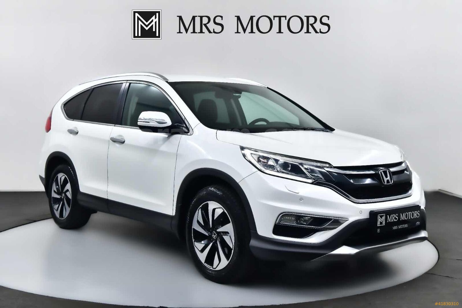 Galeriden Honda CR-V 1.6 i-DTEC Elegance 2015 Model İstanbul 189.000 km Beyaz 1