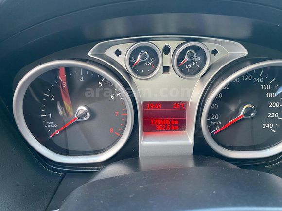 Sahibinden Ford Focus 1.6 Comfort 2011 Model