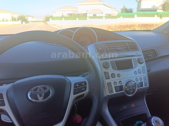 117binde Tertemiz Toyota Verso