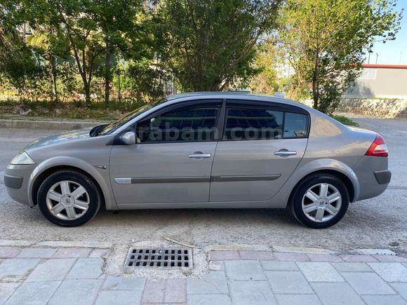 Sahibinden Renault Megane 1.6 Dynamique 2004 Model 