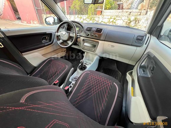 2011 MODEL 1.6 TDİ TEMİZ BAKIMLI FABİA