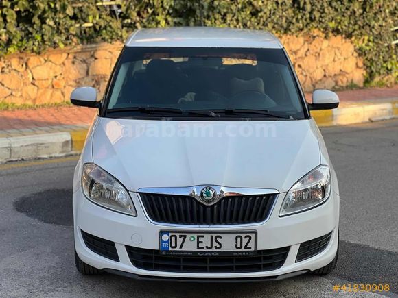 2011 MODEL 1.6 TDİ TEMİZ BAKIMLI FABİA