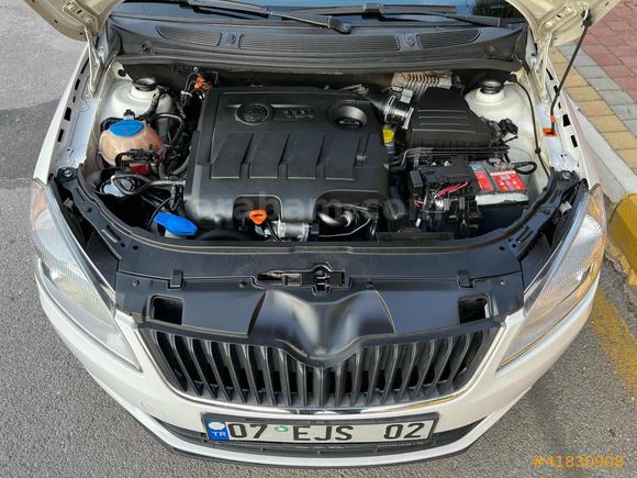 2011 MODEL 1.6 TDİ TEMİZ BAKIMLI FABİA