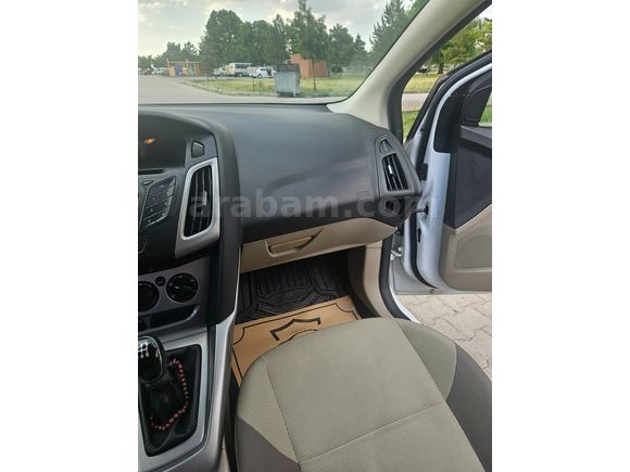 Sahibinden Ford Focus 1.6 Ti-VCT Trend X 2014 Model 