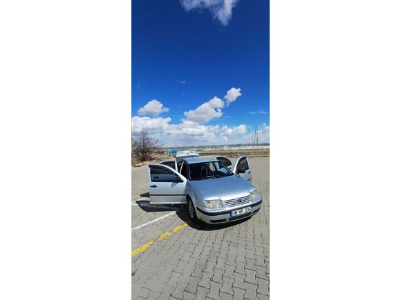 Sahibinden Volkswagen Bora Temiz aile aracı