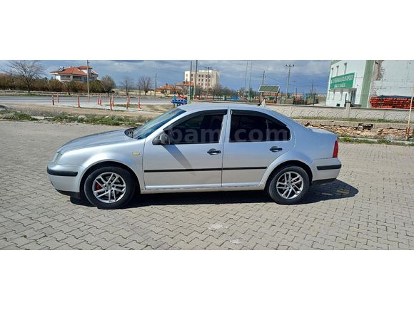Sahibinden Volkswagen Bora Temiz aile aracı