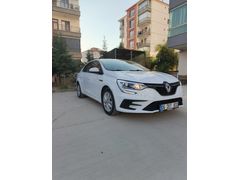 Sahibinden Renault Megane 1.3 TCe Joy 2022 Model  205.000 km Beyaz