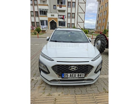 Sahibinden acil Hyundai Kona 1.6 CRDI Elite Smart