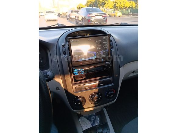 SAHİBİNDEN KİA CERATO 1.6 EX Advence OTAMATİK 2007 Model