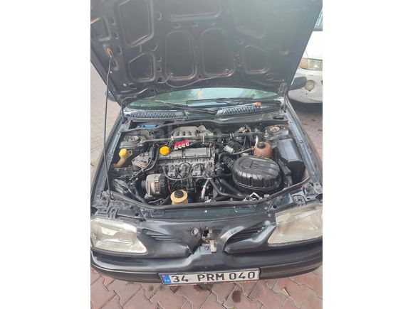 Sahibinden Renault Megane 2.0 RXE 1999 Model 