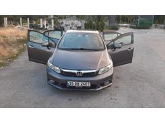 Sahibinden Aile Aracı, Honda Civic 1.6i VTEC Eco Premium 2012 Model