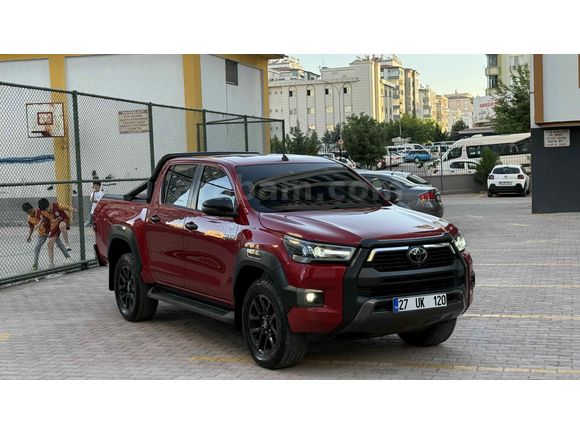 Sahibinden Toyota Hilux 2.4 D-4D 4x4 Invincible 2022 Model 