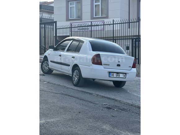 Sahibinden Renault Clio 1.4 RNA 2000 Model 