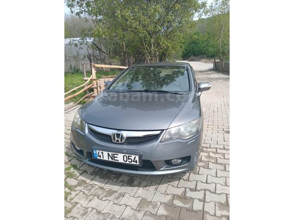 Sahibinden Honda Civic 1.6i VTEC Premium 2010 Model