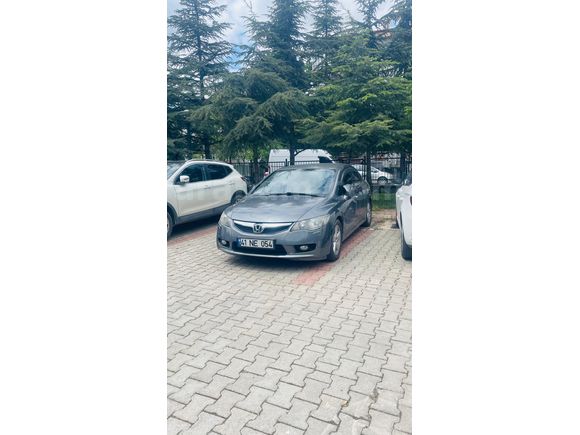 Sahibinden Honda Civic 1.6i VTEC Premium 2010 Model