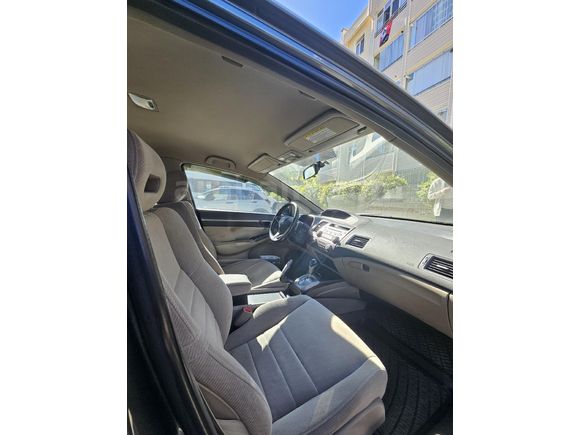 Sahibinden Honda Civic 1.6i VTEC Premium 2010 Model