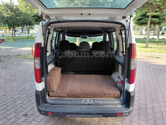 Çift sürgü Tek kapak Temiz 1.3 Multijet Doblo