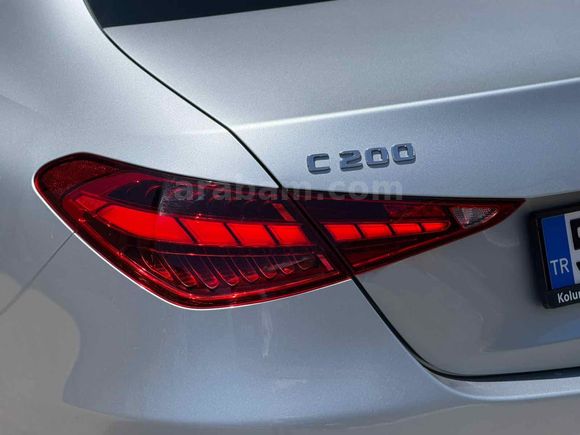 Emsalsiz c200 4 matic