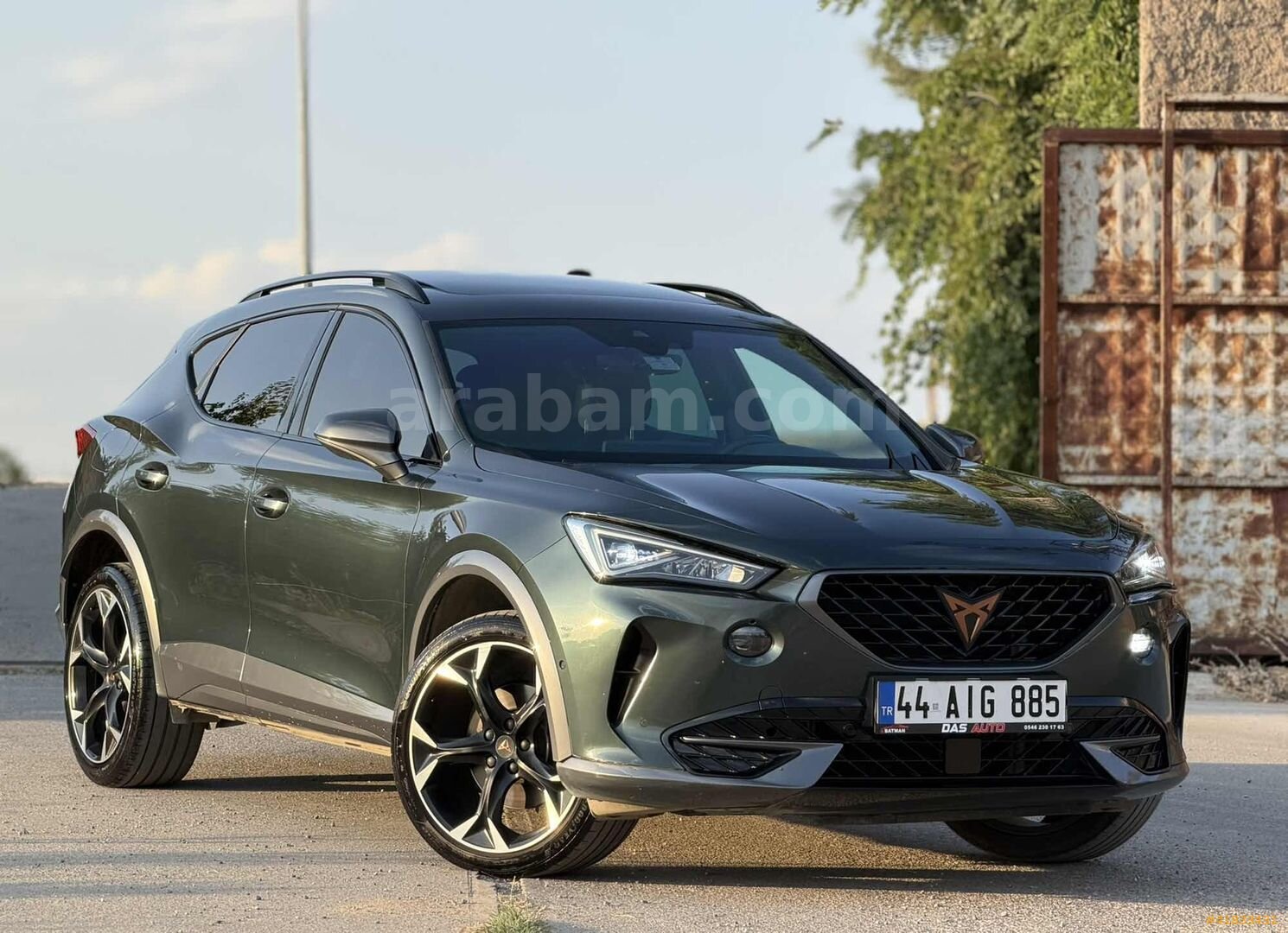 Galeriden Cupra Formentor 1.5 TSI 2022 Model Batman 107.000 km Yeşil 4