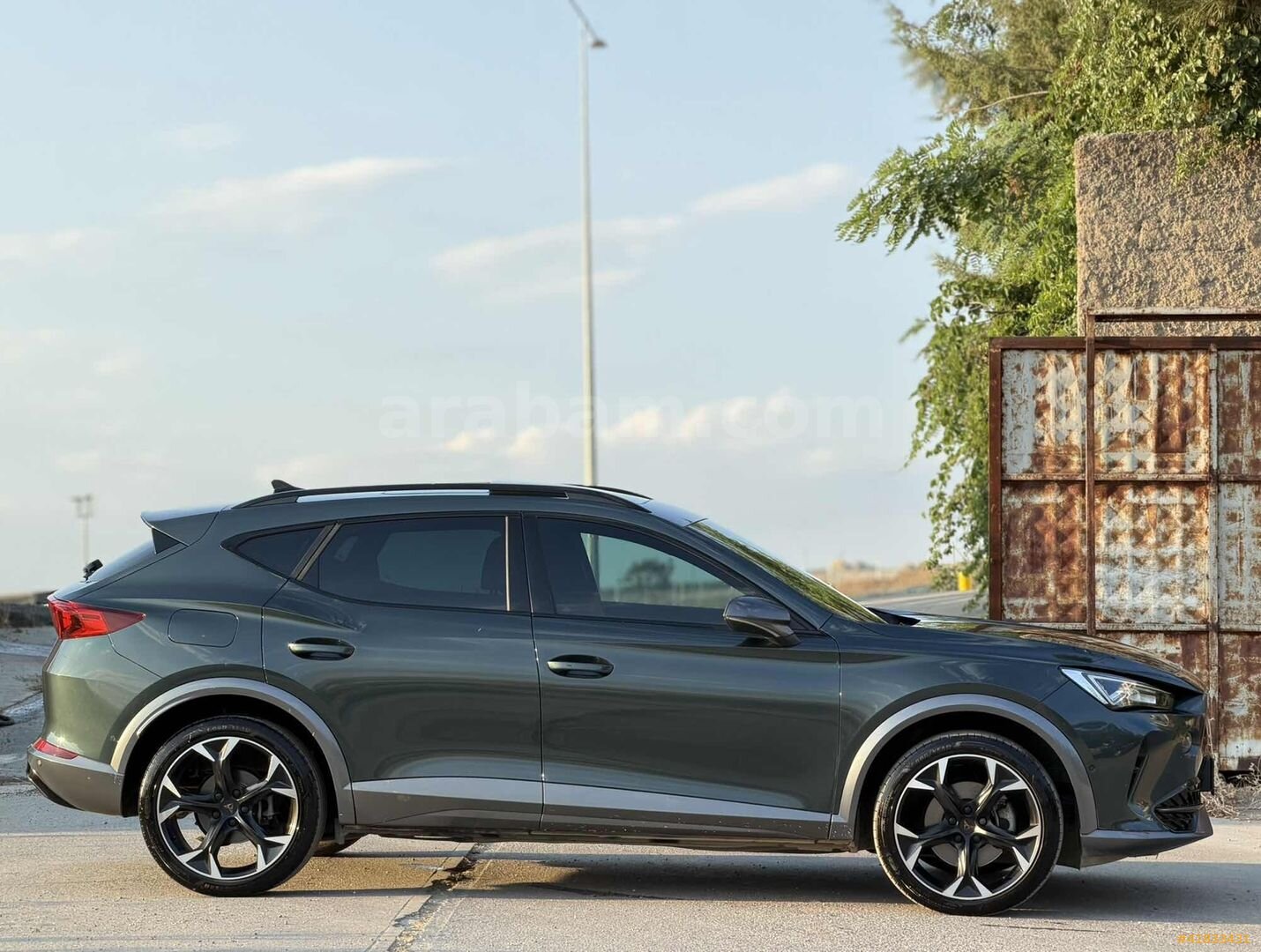 Galeriden Cupra Formentor 1.5 TSI 2022 Model Batman 107.000 km Yeşil 7