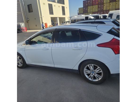 Sahibinden Ford Focus 1.6 Ti-VCT Style Plus 2013 Model
