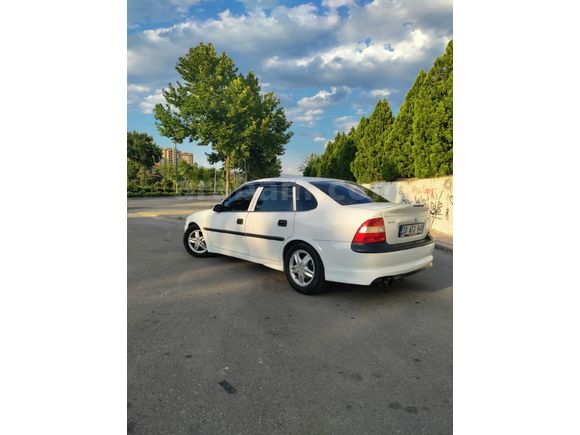 Sahibinden Opel Vectra 2.0 GLS 1997 Model