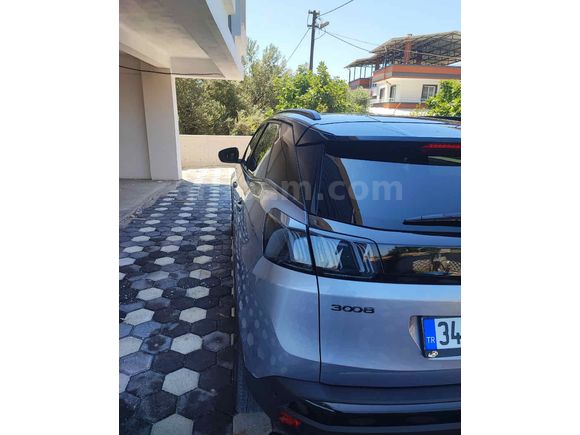 ACİLLL SATILIK 17 KM’de 3008  