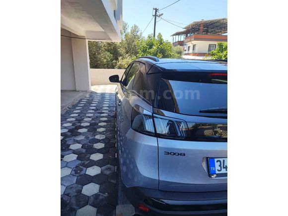 ACİLLL SATILIK 17 KM’de 3008  