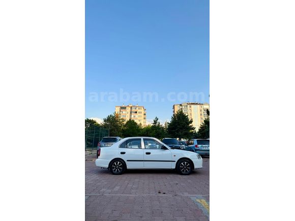 Sahibinden Hyundai Accent 1.3 LX 2000 Model