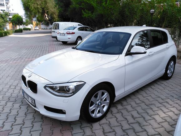 Sahibinden BMW 1 Serisi 116d ED EfficientDynamics 2013 Model  271.000 km Beyaz