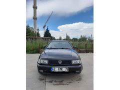 Volkswagen Polo 1.6 KLİMA+ABS+ÇİFT AİRBEG+HİDROLİK DİREKSİYON 