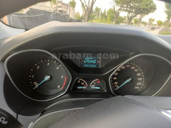 Sahibinden Ford Focus 1.6 TDCi Trend 2013 Model