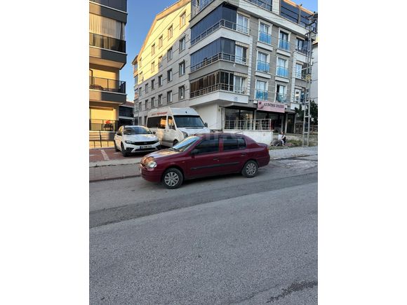 Sahibinden Renault Clio 1.4 RNA 2001 Model