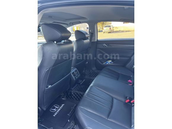Sahibinden Honda Accord 1.5 VTEC Executive Plus 2022 Model 