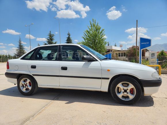 Sahibinden Opel Astra 1.6 2001 Model