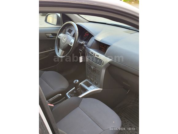 Astra 1.6 Essentia 2013 Model 120.000KM
