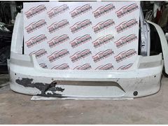 VW PASSAT B8 BEYAZ ARKA TAMPON ORJINAL