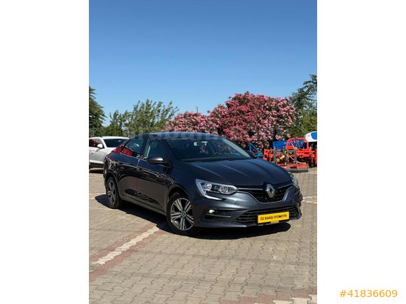 ÖZ BARIŞ | 2023 MEGANE 1.3TCe TOUCH EDC | TAKASLI | HATASIZ