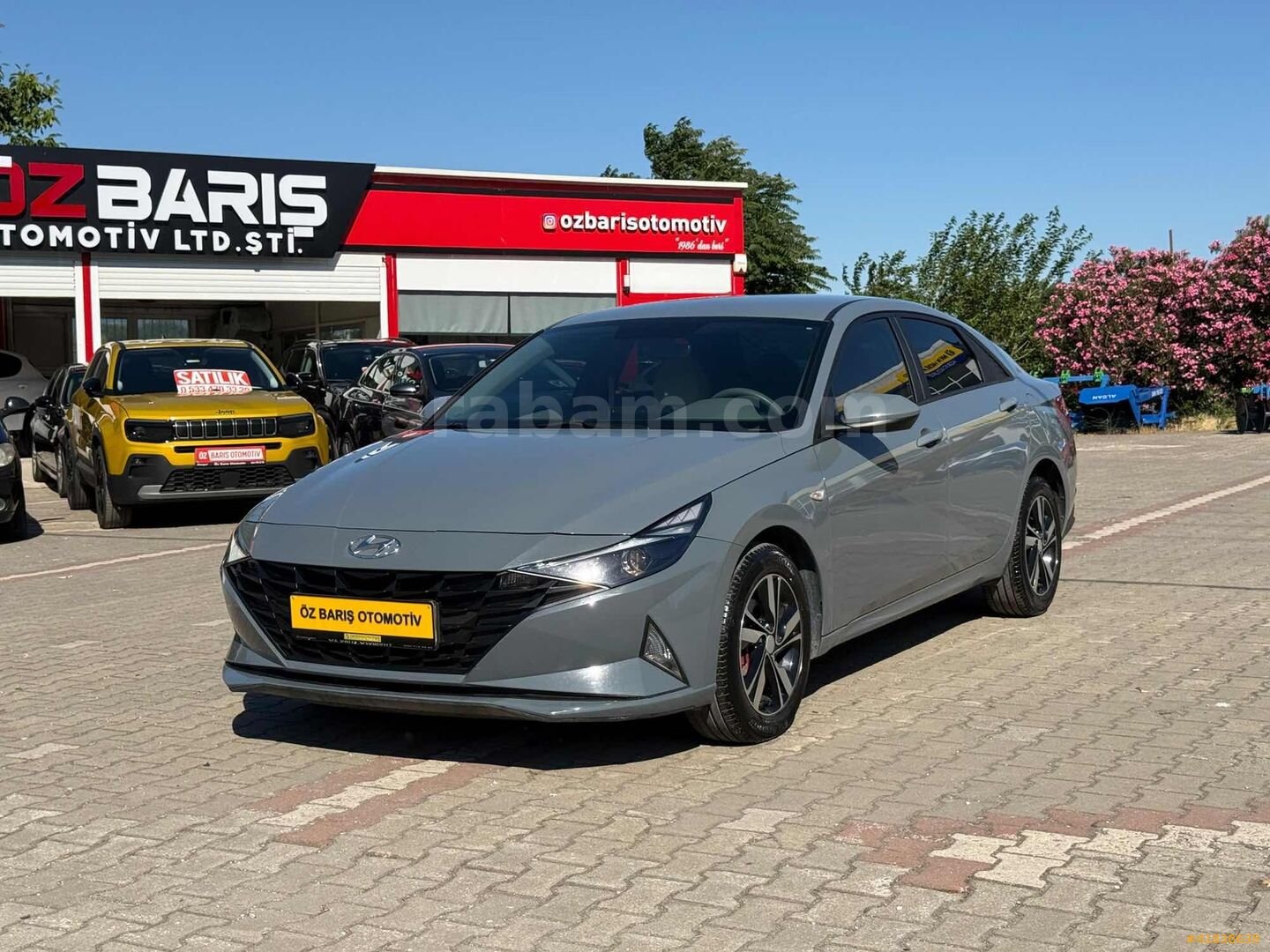 Galeriden Hyundai Elantra 1.6 MPI Style Comfort 2021 Model Bursa 63.000 km Füme 4