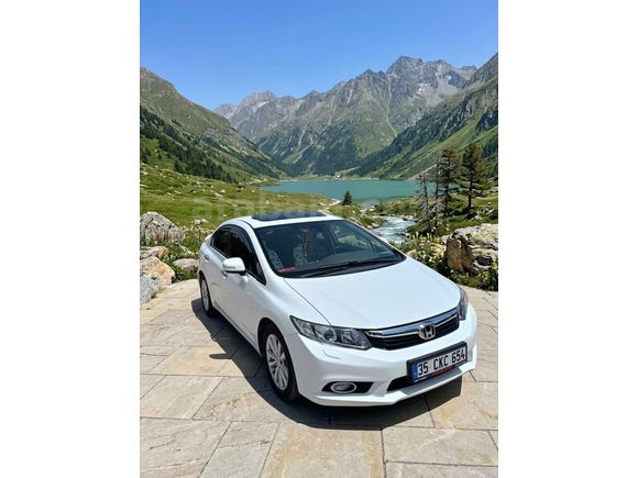 Sahibinden Honda Civic 1.6i VTEC Eco Elegance 2012 Model