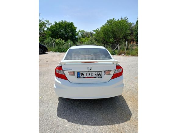 Sahibinden Honda Civic 1.6i VTEC Eco Elegance 2012 Model