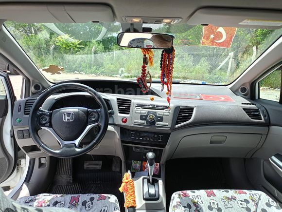 Sahibinden Honda Civic 1.6i VTEC Eco Elegance 2012 Model