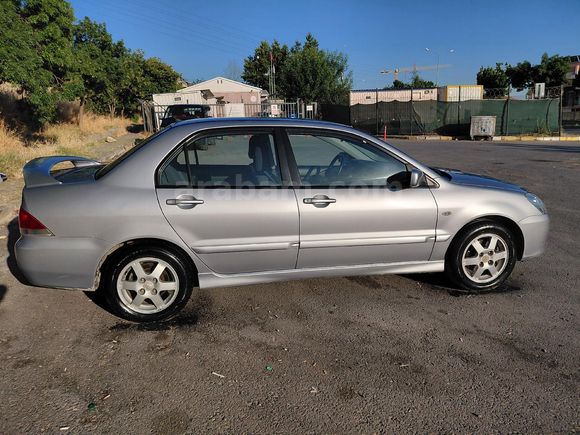 Sahibinden Mitsubishi Lancer 1.6 Invite 2005 Model