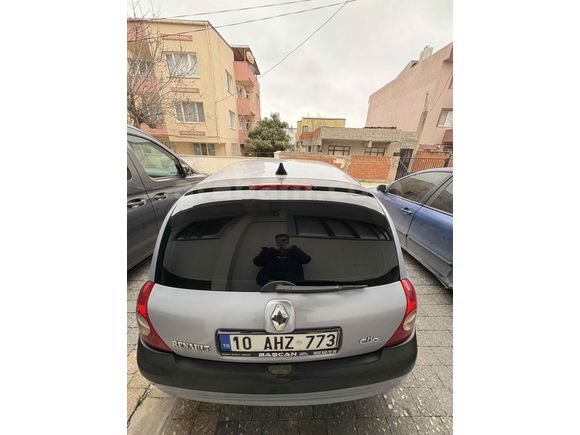 Sahibinden Renault Clio 1.2 Authentique 2004 Model  200.465 km Gri
