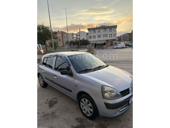 Sahibinden Renault Clio 1.2 Authentique 2004 Model  200.465 km Gri