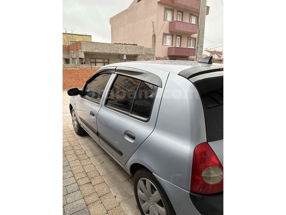 Sahibinden Renault Clio 1.2 Authentique 2004 Model  200.465 km Gri
