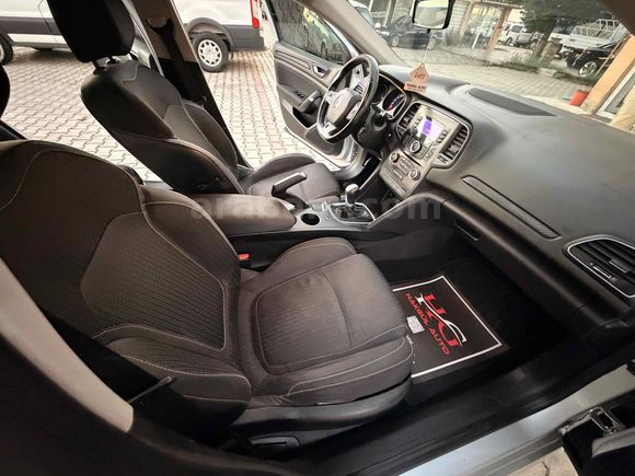 Galeriden Renault Megane 1.5 dCi Touch 2018 Model Van