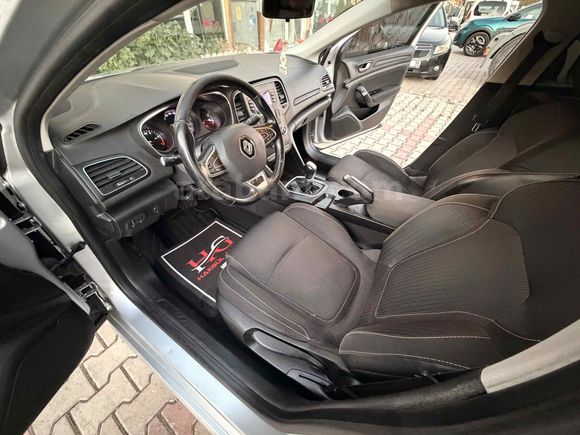 Galeriden Renault Megane 1.5 dCi Touch 2018 Model Van